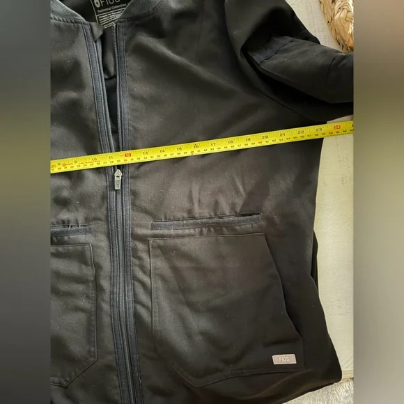 FIGS Bellery Scrub Jacket Women's Size XL Black Technical Collection Full Zip - Picture 3 of 11